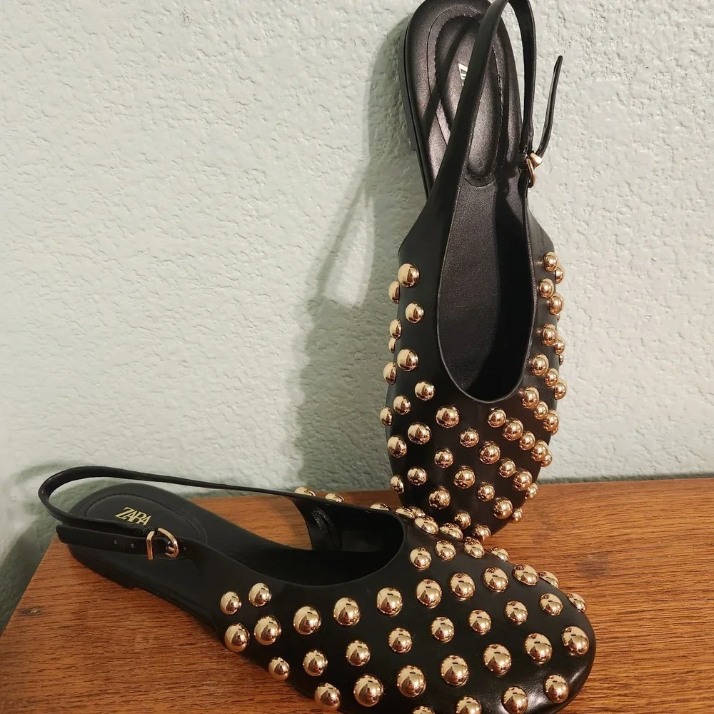 Zara Studded Gold On Black Leather Flat Slingback Sandals Sz 9 Bloggers Fave Pic - Picture 3 of 10
